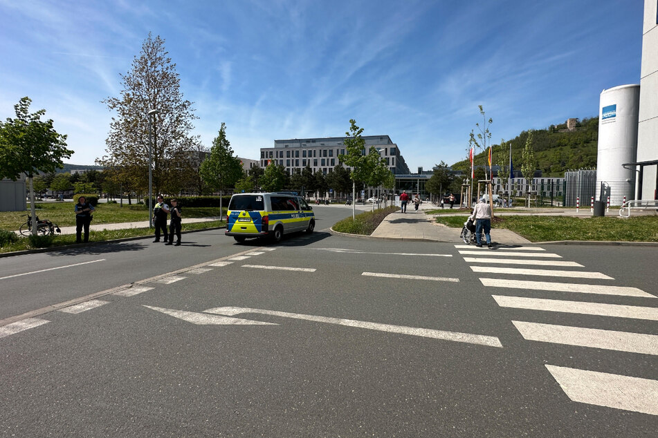 Bombendrohung am Uniklinikum Jena: Ärztin bekam Brief überreicht