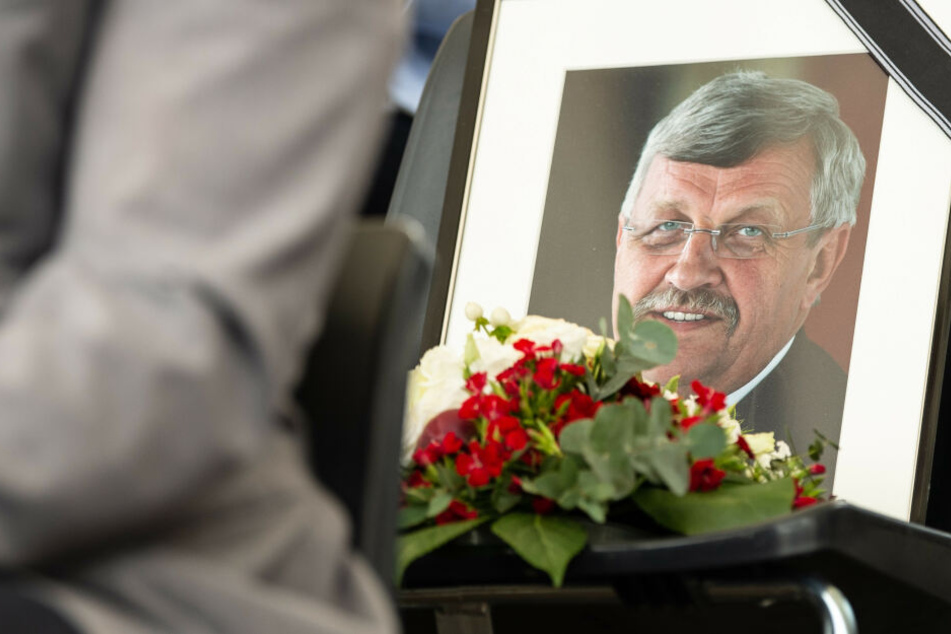 Ein Bild von der Trauerfeier für den erschossenen Kasseler Regierungspräsidenten Walter Lübcke.