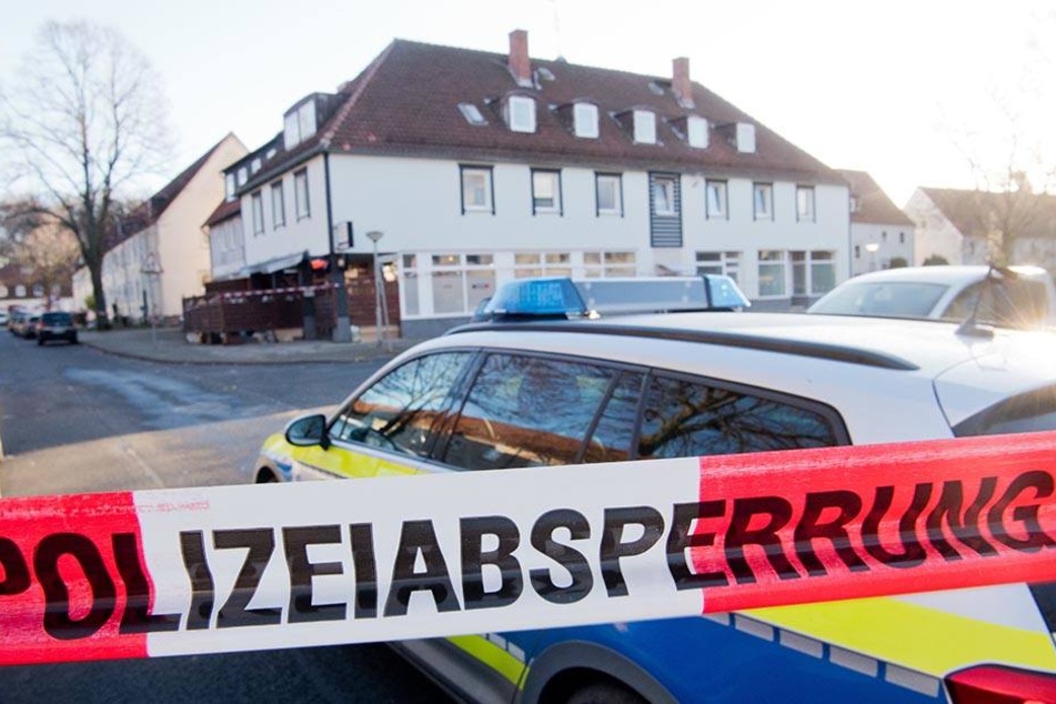 Die Polizei konnte vier Tatverdächtige festnehmen. (Symbolbild)