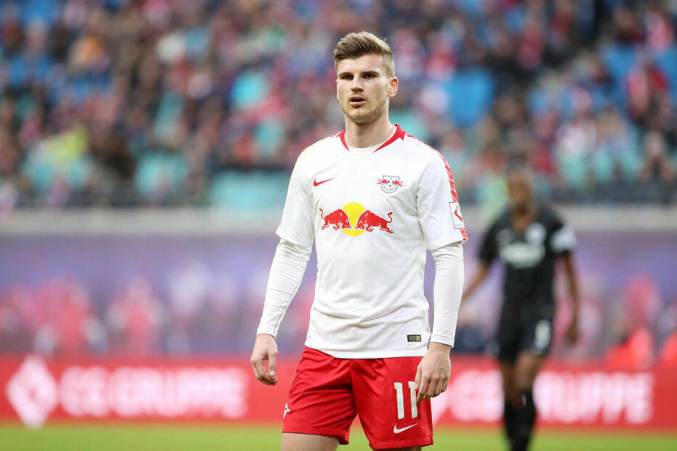 Timo Werner liegt seit Wochen ein unterschriftsreifes Angebot für eine Vertragsverlängerung bei RB Leipzig vor. Bis Sommer muss er sich spätestens pro oder contra RBL entschieden haben.
