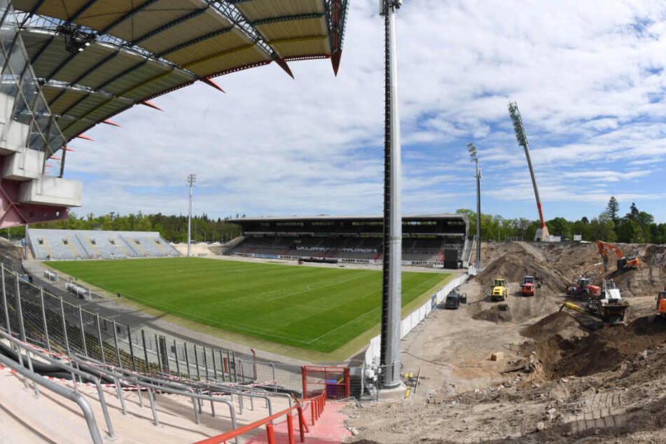 Das Wildparkstadion in Karlsruhe wird derzeit umgebaut.