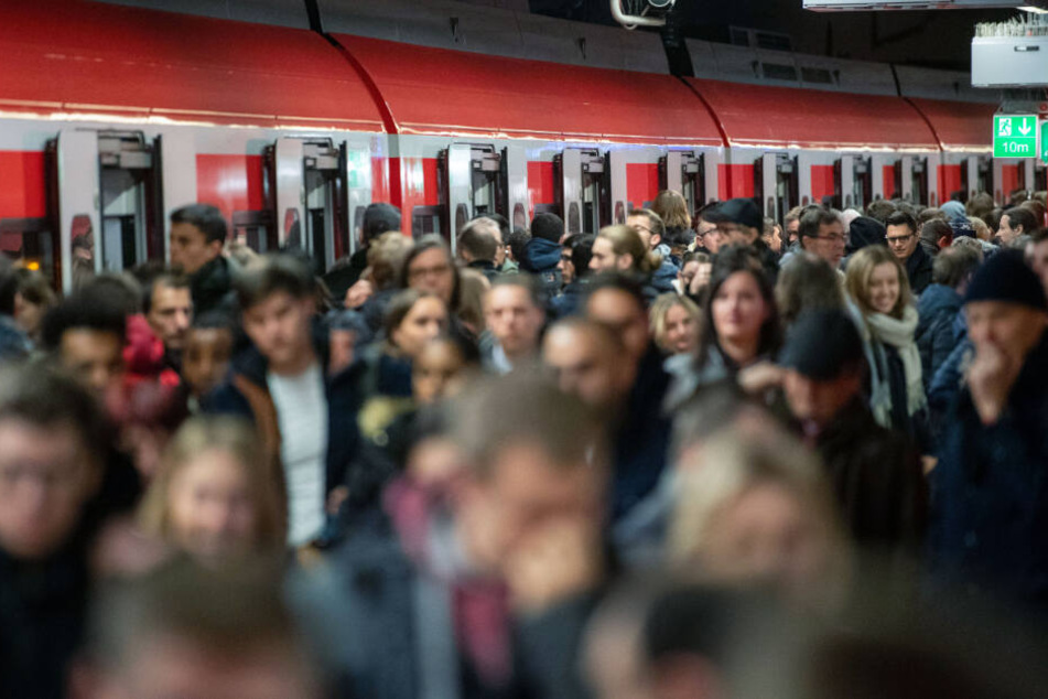 Die Event-Linie zu den Heimspielen des VfB Stuttgart verkehrt wieder. (Archivbild)