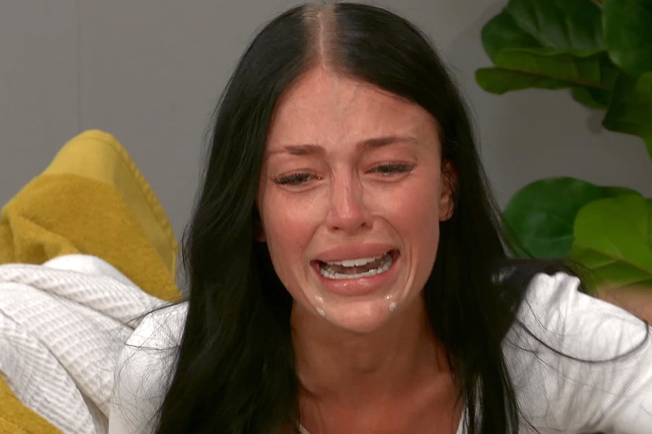 Vanessa Brahimi (29) ist enttäuscht, wie ihr Ex mit ihr redet.