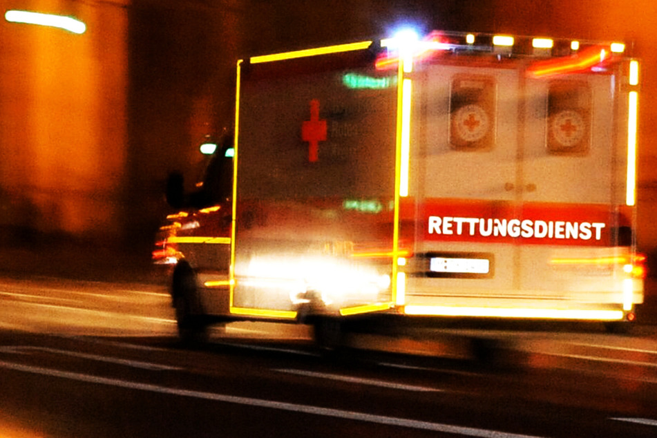 Stiche in Bauch und Achsel! Jugendliche im Krankenhaus