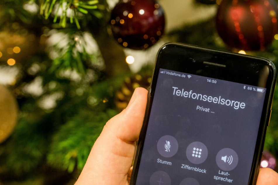 Die Ausbildung zum Telefonseelsorger dauert acht Monate. Helfer können sich bei der Stadtmission Chemnitz bewerben.