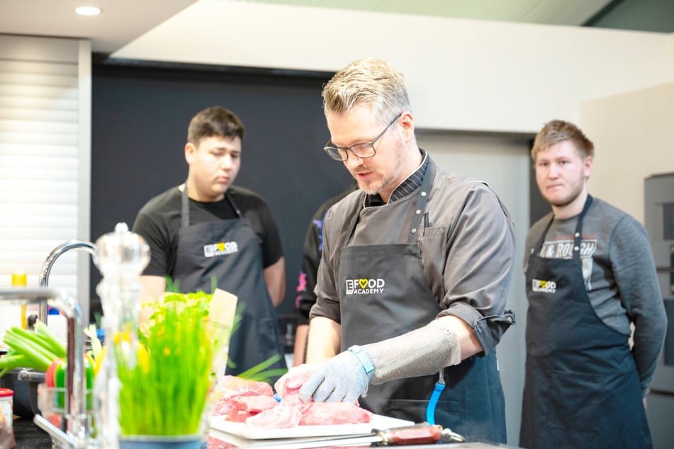 EDEKA bietet tolle Karrierechancen und viele weitere Vorteile für die Mitarbeiter.