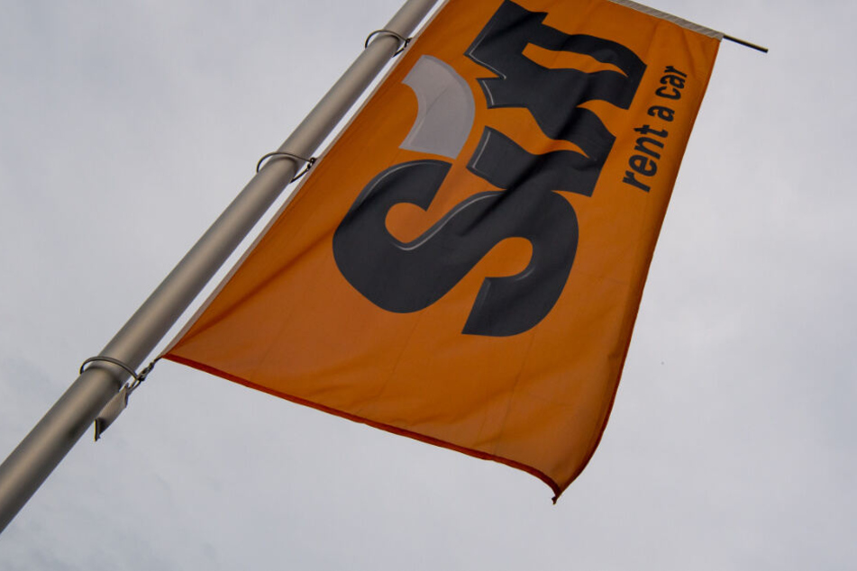 Sixt bat die beiden Comedians um Entschuldigung und kündigte dem Subunternehmer.