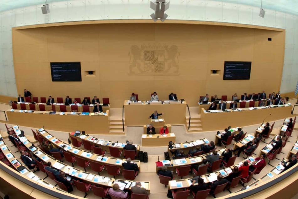 Frauenquote in der Politik? Nur alte Männer sind hier nicht unterrepräsentiert!