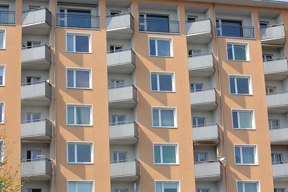 Mehr Dresdner sollen einfacher einen kostenlosen Miet-Beratungsschein erhalten.