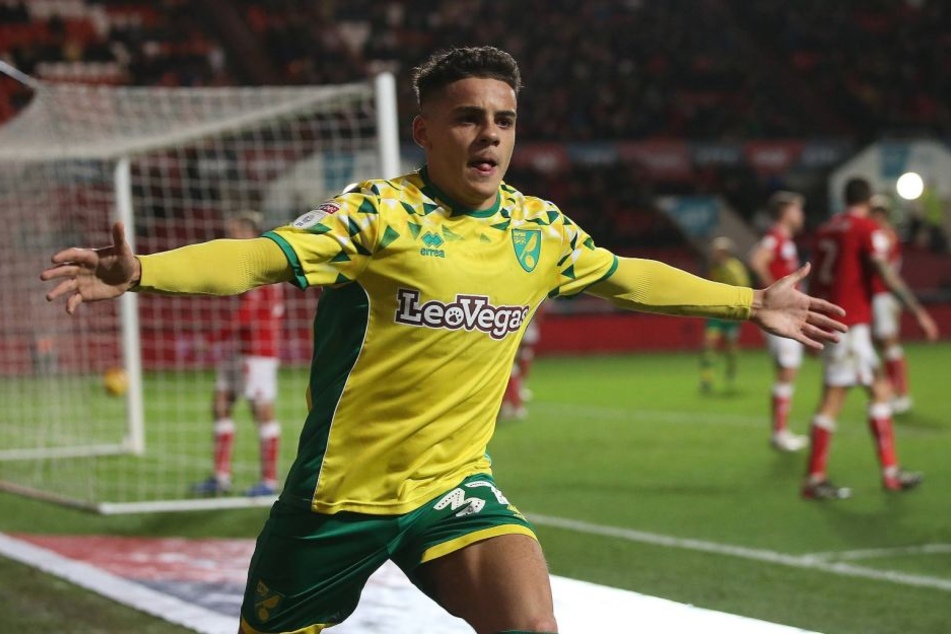 Stammspieler bei Norwich City in der zweiten englischen Liga und heiß begehrtes Talent: Max Aarons (18).