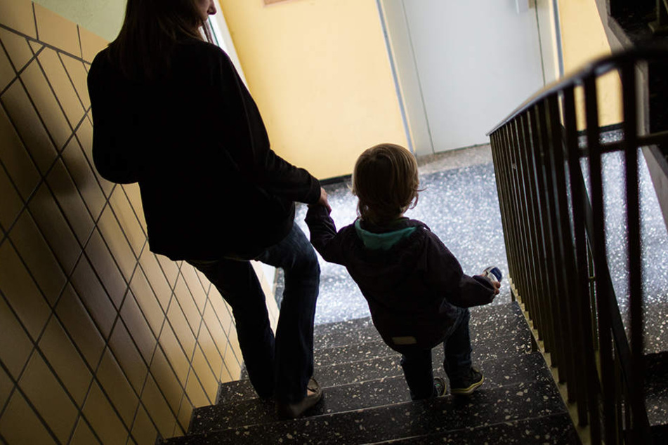 Familien mit Kindern sind deutlich häufiger von Grundsicherung abhängig - oft trotz Job.