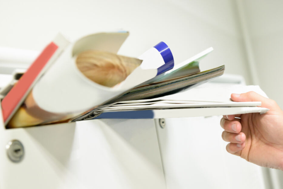 Der Briefkasten der Frau war nicht geleert worden. (Symbolbild)