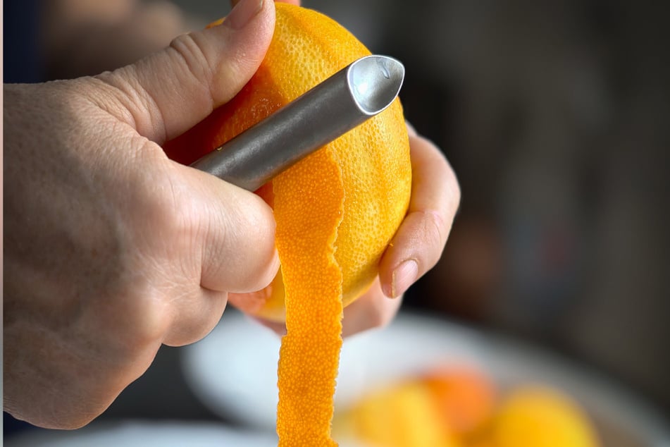 Ganz dünn abgeschälte Schale gibt der preisgekrönten Marmelade den leckeren Pfiff.