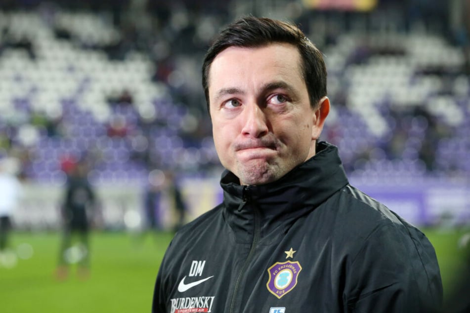 Aue-Trainer Daniel Meyer hat Personalsorgen.