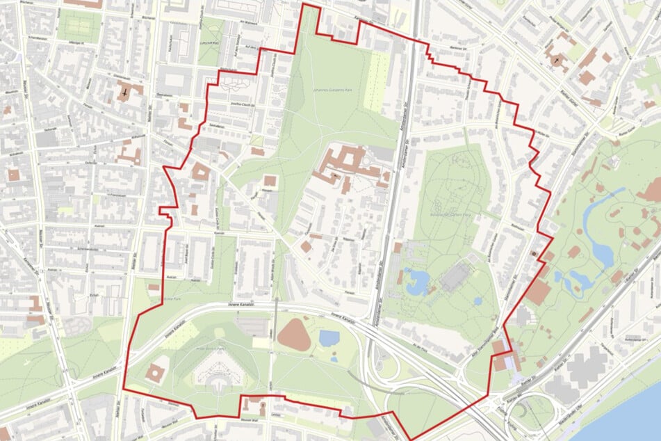 Innerhalb des 500-Meter-Radius rund um den Blindgänger befinden sich neben Wohnung auch das Kinderkrankenhaus Amsterdamer Straße, das Schwimmbad am Lentpark und der Botanische Garten Köln.