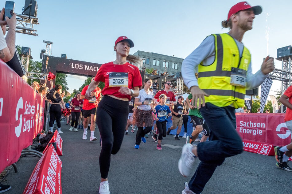 Stella Vanessa Schur (l.) war schnellste Frau über 3 Kilometer.