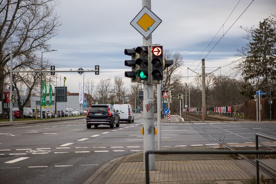 Auf der Torgauer Straße ist der Motorradfahrer den Einsatzkräften zunächst entkommen.