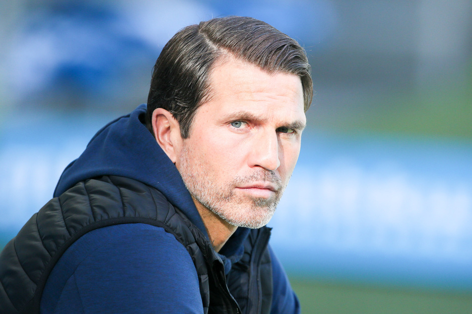 CFC-Trainer Patrick Glöckner (43) spricht sich für einen Gehaltsverzicht aus, allerdings nur auf beschränkte Zeit (Archivbild).