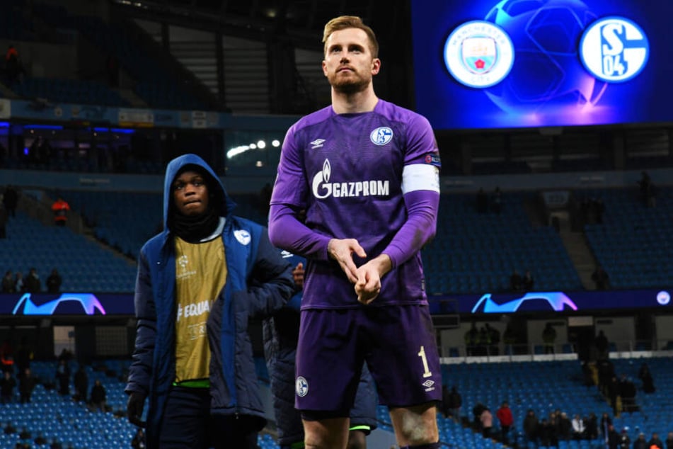 Ex-Schalke-Kapitän Ralf Fährmann (r.) soll zur kommenden Saison wieder zu S04 zurückkehren und den Kampf um die Nummer eins aufnehmen.