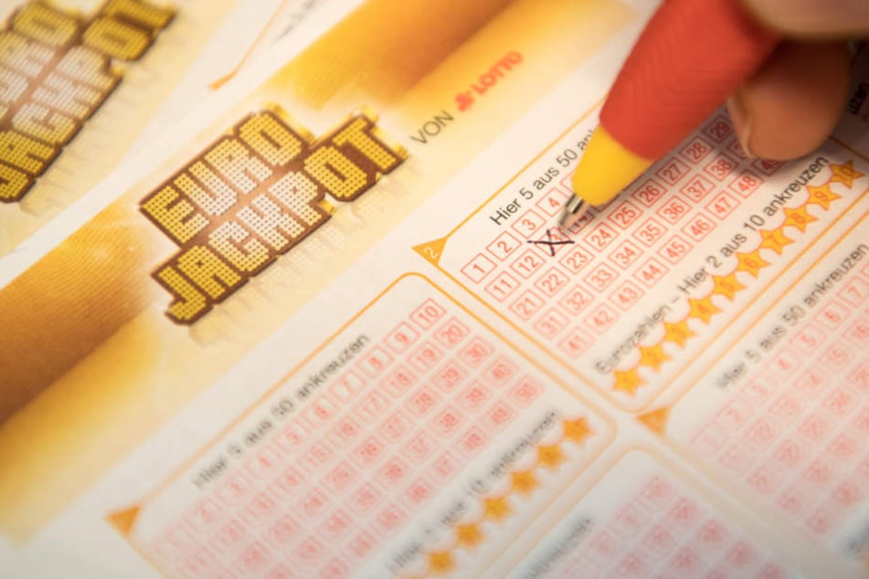 Eurojackpot wieder nicht geknackt! Wann werden endlich die 90 Millionen abgeräumt?