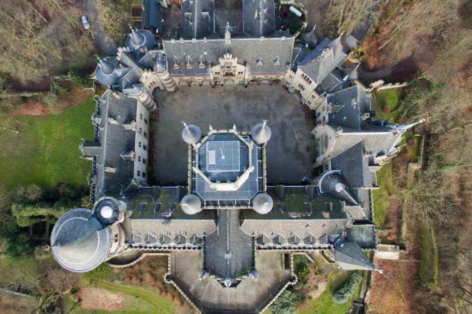 und das Schloss Marienburg haben sich der Märchenstraße angeschlossen.
