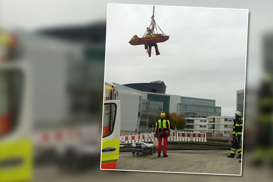 Die Höhenrettungsgruppe der Berufsfeuerwehr übernahm die Bergung des Schwerverletzten.