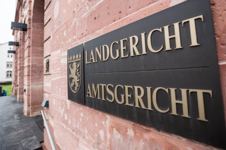 Der Fall wird vor dem Landgericht Hanau verhandelt.