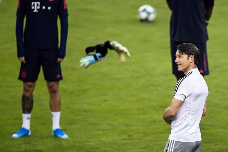 Die Bayern trainierten bereits mit Trainer Niko Kovac im Georgios-Karaiskakis-Stadion.