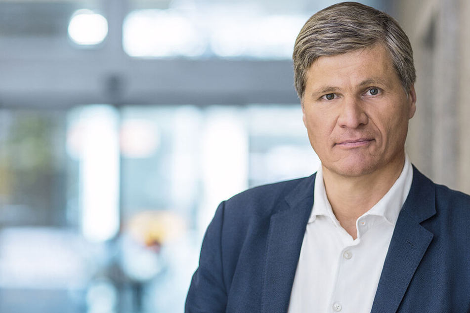 ZDF-Journalist Thomas Walde bekam keine konkrete Antworten auf seine fünfmal wiederholte Frage...