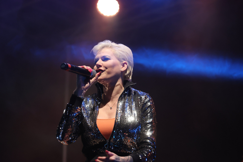 Melanie Müller (32) besingt in ihrem neuen Song "Karl den Großen". (Archiv)