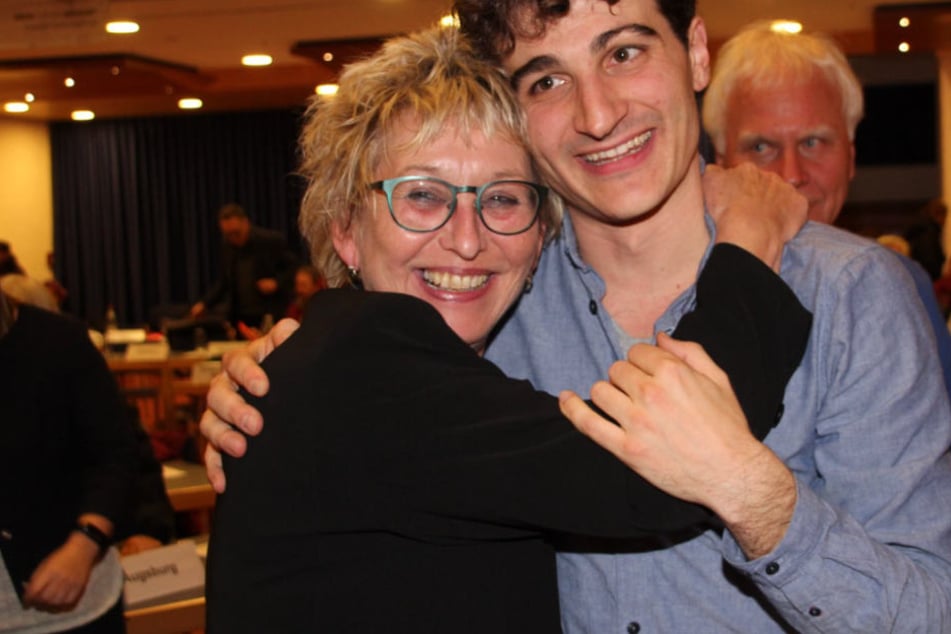 Eva Bulling-Schröter (l.) und Ates Gürpinar (r.) werden den Linken-Landesvorstand bilden.