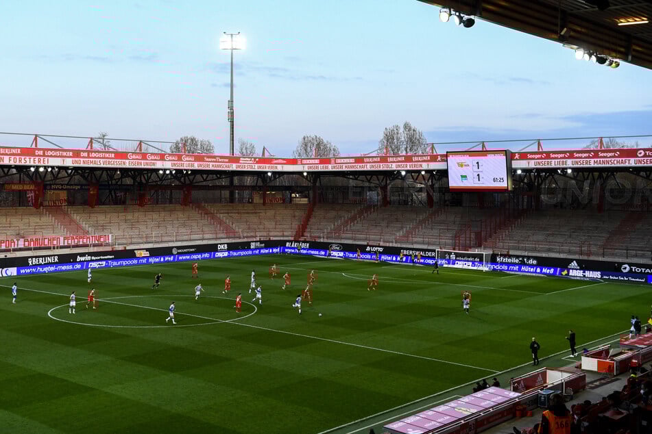 Ein mögliches Szenario: Der 1. FC Union Berlin spielt vor leeren Rängen in der Alten Försterei gegen Slavia Prag wie noch im April in der Bundesliga gegen Hertha BSC.