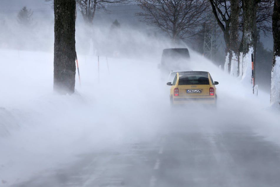Für die höheren Lagen im Erzgebirge gibt es eine Warnung vor orkanartigen Böen.