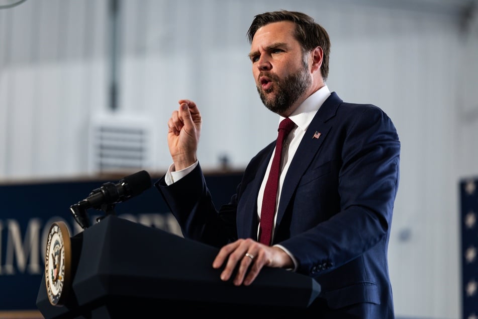 US-Vizepräsident JD Vance (42) lotet laut Medienberichten mit dem Iran die Chance auf Verhandlungen aus.