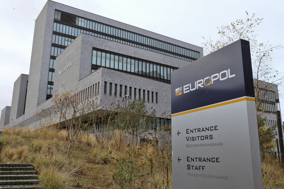 Im Rahmen der Kampagne Europe's Most Wanted hat Europol die Suche nach 18 der gefährlichsten Sexualstraftäter Europas gestartet.