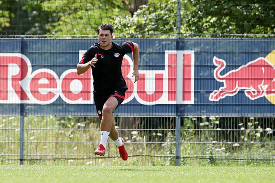 Lazar Samardzic (19) soll vor dem Wechsel zum italienischen Ersligist Udine Calcio stehen.