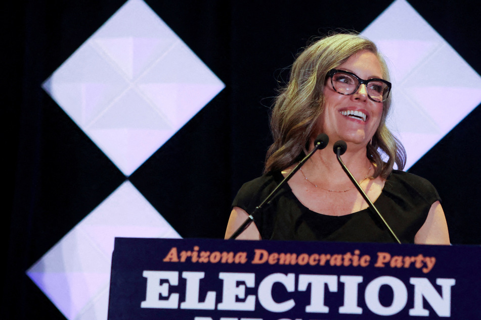 Midterms: Katie Hobbs defeats Kari Lake to flip Arizona governorship blue