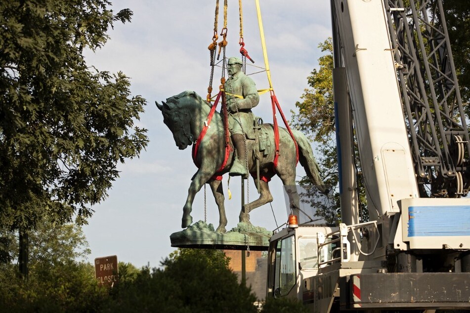 A statue of Confederate General Robert E. Lee, formerly on display in Charlottesville, Virginia, was melted down on October 21 at a foundry whose location is being kept secret.