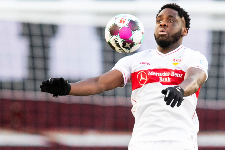 Orel Mangala (23) kann derzeit wegen Oberschenkelproblemen und wird dem VfB Stuttgart noch mehrere Wochen fehlen.