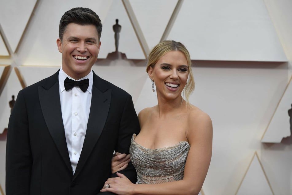 Scarlett Johansson married her fiancé Colin Jost on the weekend.