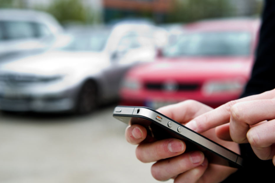 Angst einzusteigen? Auto-Apps sammeln Daten der Fahrer.