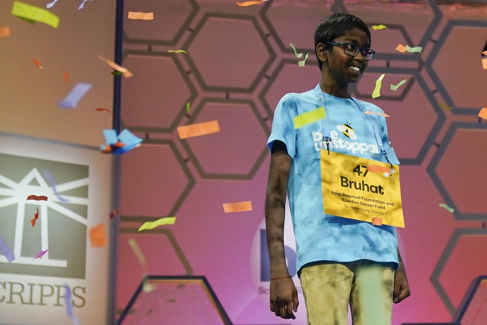 Florida 12-year-old wins 2024 National Spelling Bee in tiebreaker!