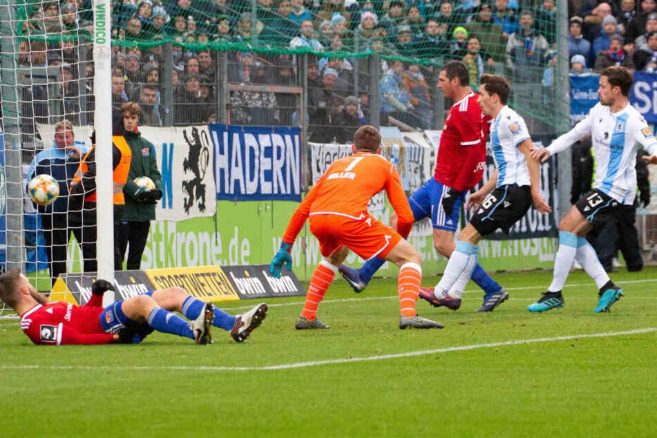 Dominik Stroh-Engel machte für Unterhaching den ersten Treffer der Partie.