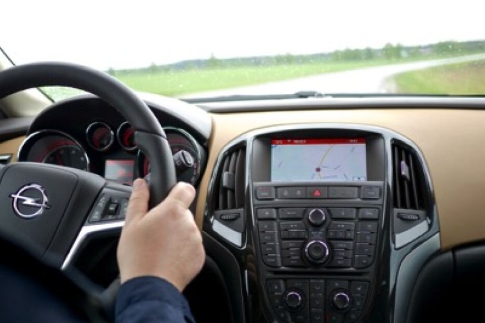 Unternehmen nutzen GPS-Ortungssysteme, um die Effizienz und Sicherheit ihrer Fuhrparks zu verbessern.