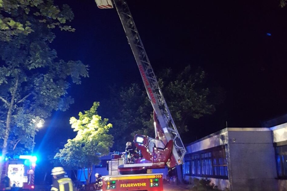 Die Feuerwehr musste löschen.