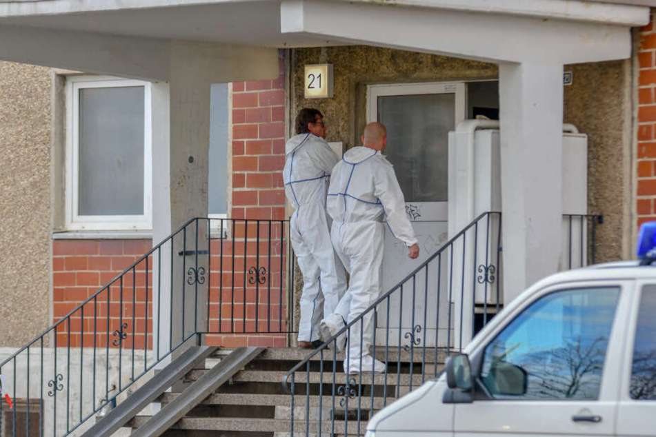 In der Wohnung eines Mehrfamilienhauses in Halle wurde am Sonntag, den 10. März, die Leiche der 26-Jährigen gefunden.