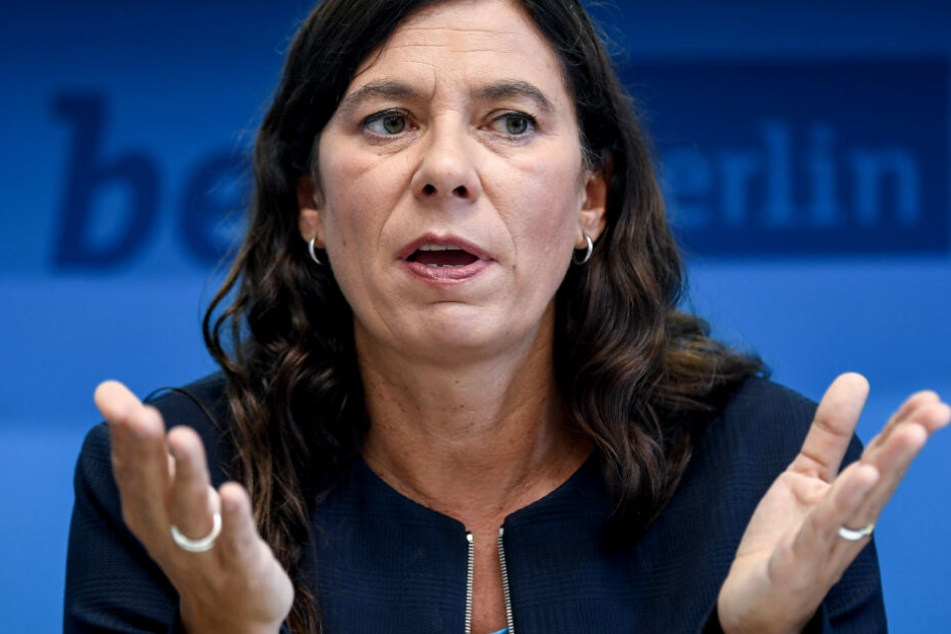 Sandra Scheeres (SPD), Bildungssenatorin spricht bei der Senatspressekonferenz.