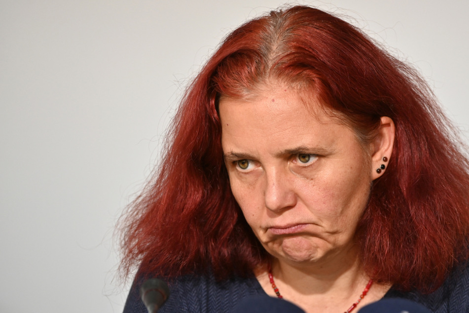 Grünen-Fraktionschefin will Schulprüfungen wegen Corona nicht stattfinden lassen