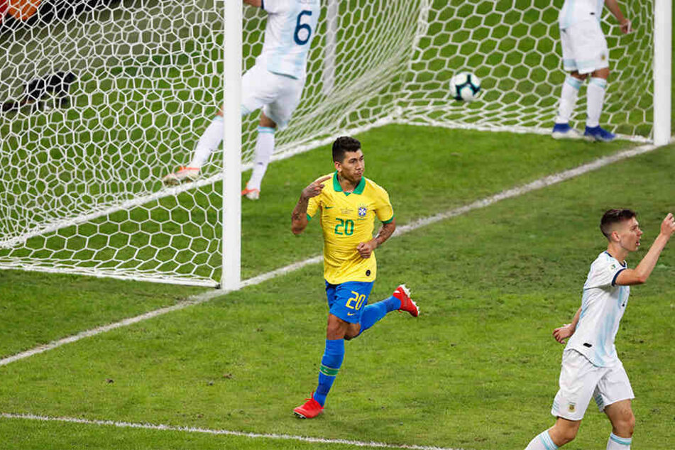 Roberto Firmino nach dem 2:0 Siegtreffer.