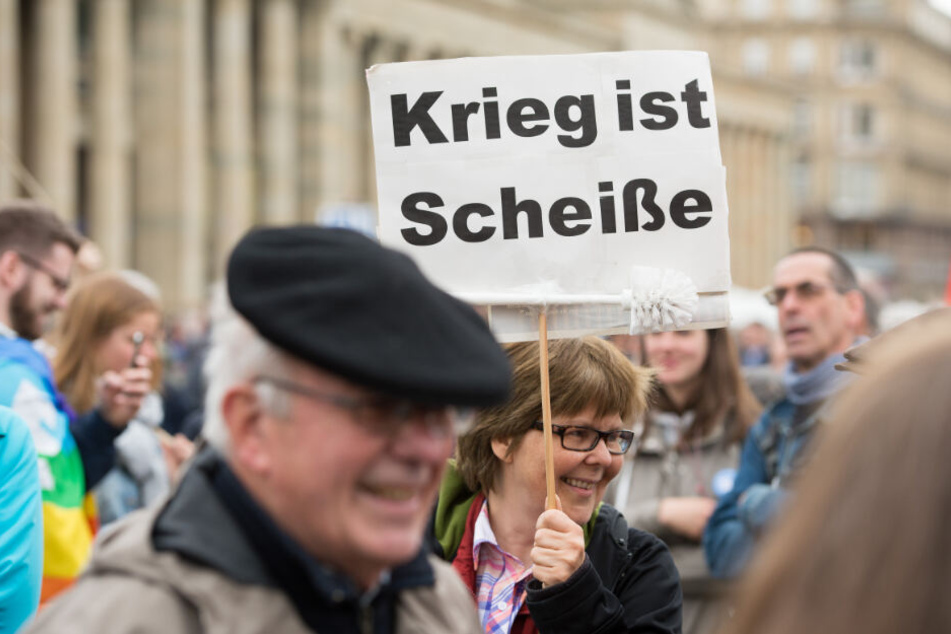Klare Ansage dieser Demonstrantin. (Archivbild)